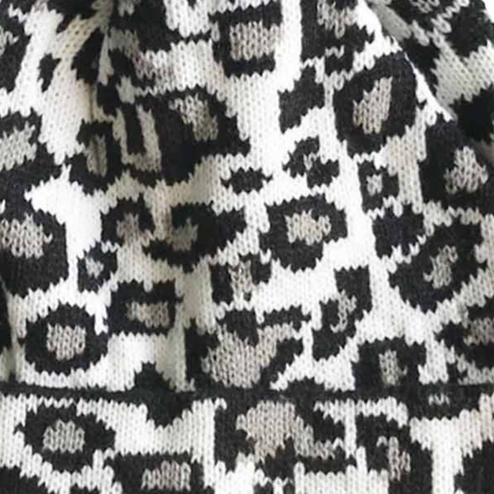 Leopard Cheetah Pom Beanie Winter Hat - Picture 5 of 7